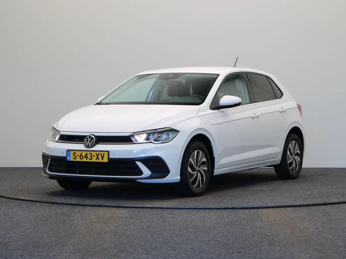 1.0 TSI Go | Parkeersensoren rondom |  Adaptieve Cruise Control | Apple Carplay & Android Auto |
