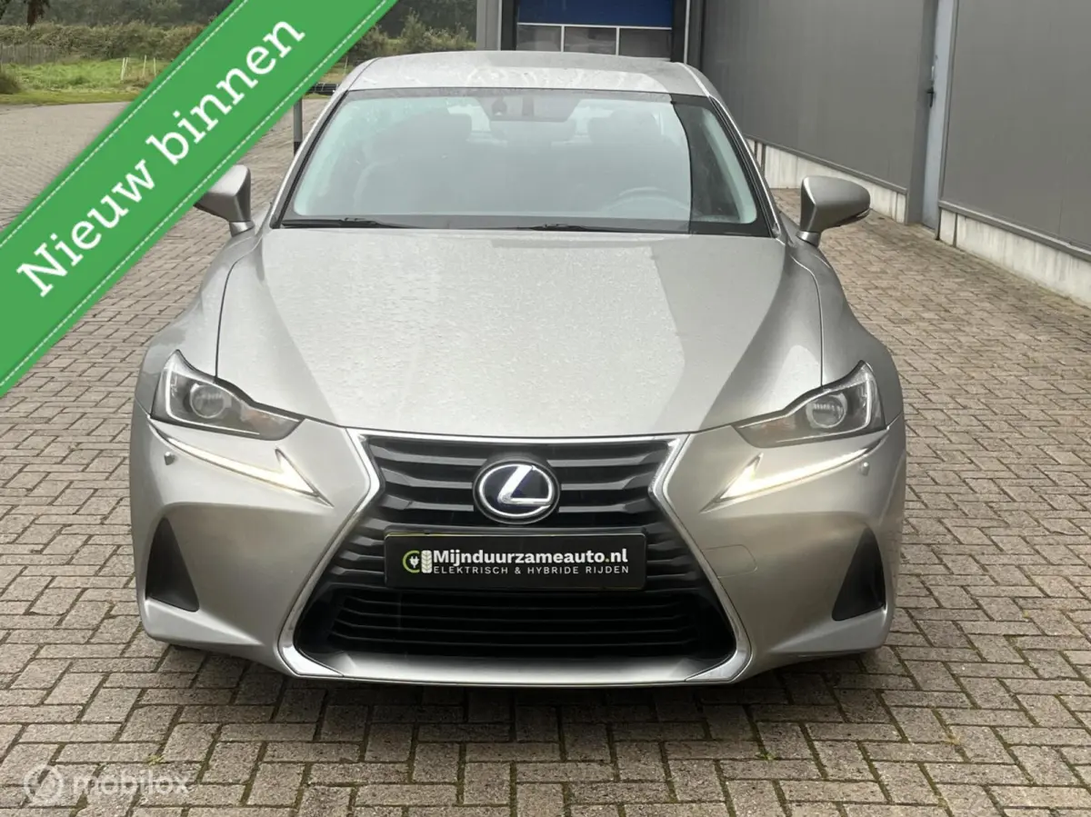 300h Hybrid Aut. Dealer onderhoud, Camera, Facelift