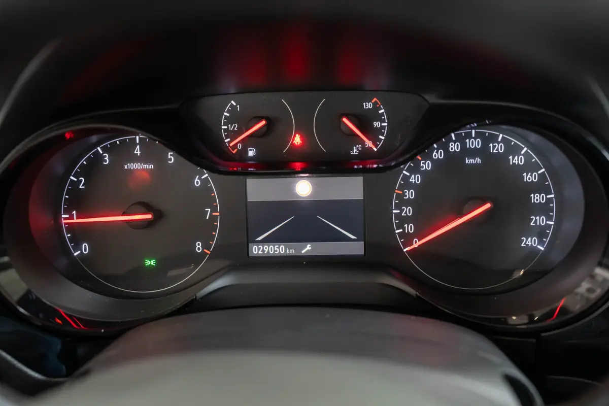 1.2 Edition | Apple Carplay & Andoid Auto | Parkeersensoren | Airco | Bluetooth | Cruise Controle | Lichtmetalen velgen |