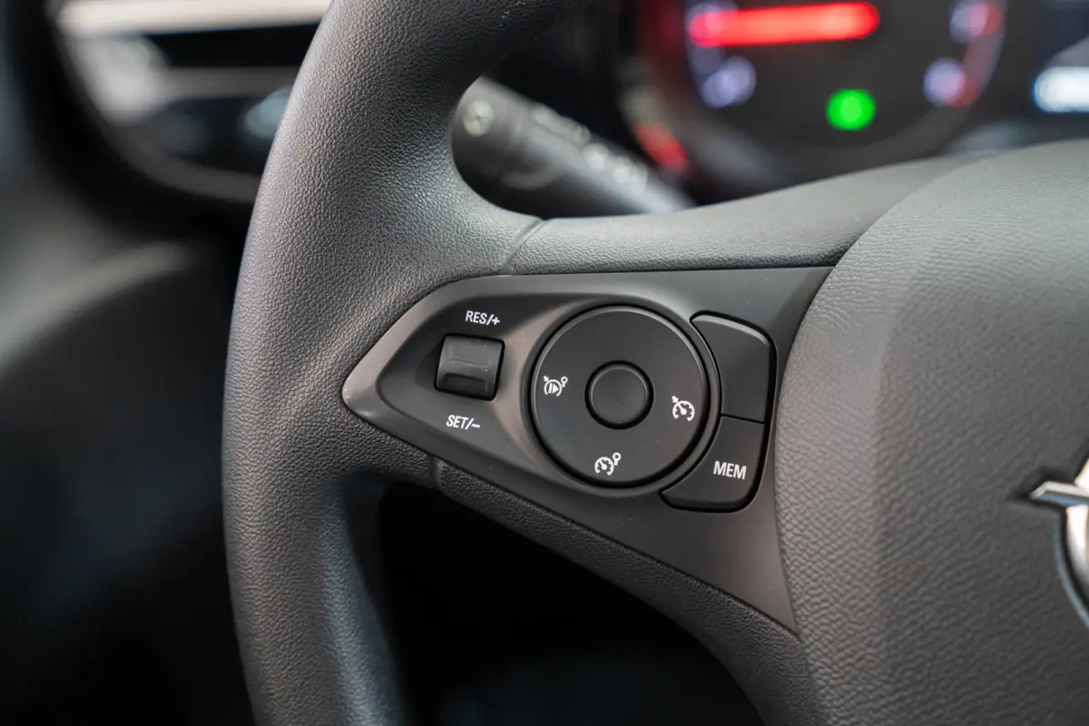 1.2 Edition | Apple Carplay & Andoid Auto | Parkeersensoren | Airco | Bluetooth | Cruise Controle | Lichtmetalen velgen |