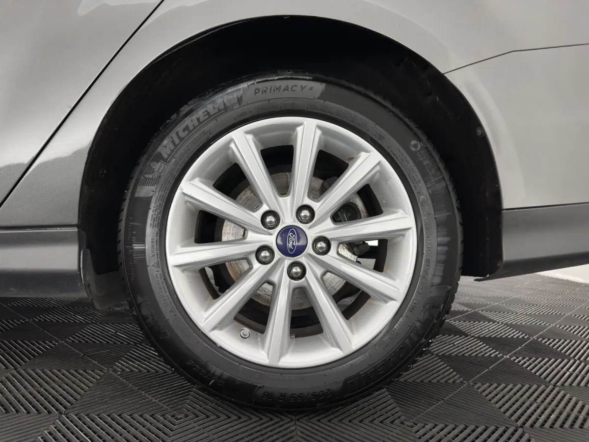 1.5 TDCI Titanium (INCL.BTW) *NAVI-FULLMAP | HEATED-COMFORTSEATS | CAMERA | KEYLESS | PRIVACY-GLASS | ECC | PDC | CRUISE | 16''ALU*