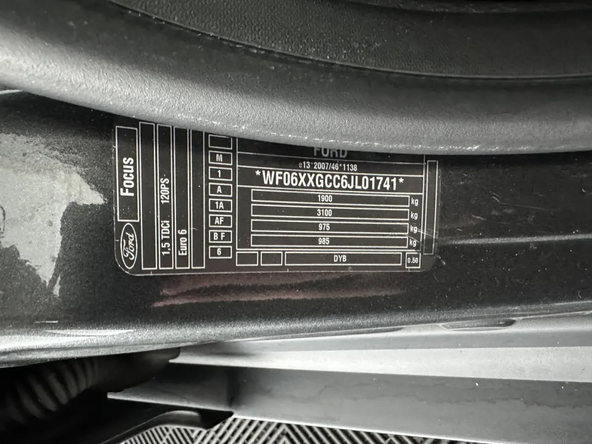 1.5 TDCI Titanium (INCL.BTW) *NAVI-FULLMAP | HEATED-COMFORTSEATS | CAMERA | KEYLESS | PRIVACY-GLASS | ECC | PDC | CRUISE | 16''ALU*
