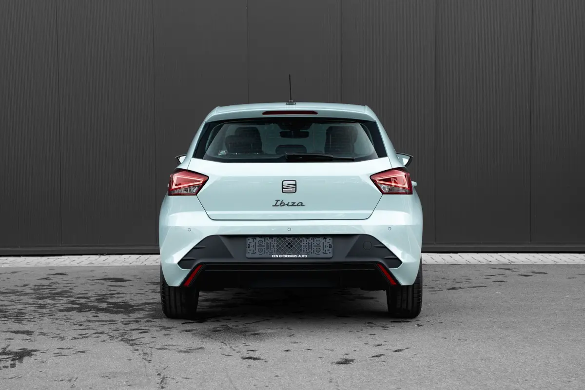 1.0 EcoTSI Style Plus | Airco | Cruise Control | 15" | Carplay | Parkeersensoren Achter