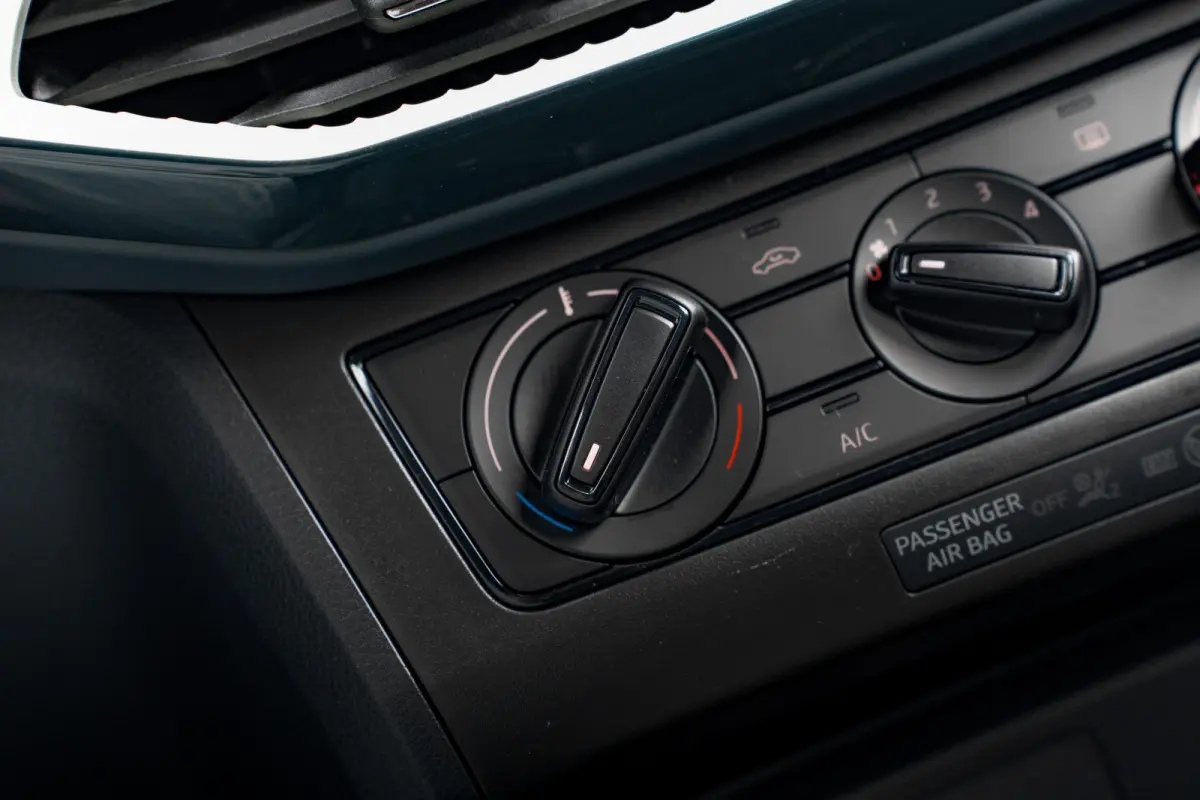 1.0 EcoTSI Style Plus | Airco | Cruise Control | 15" | Carplay | Parkeersensoren Achter