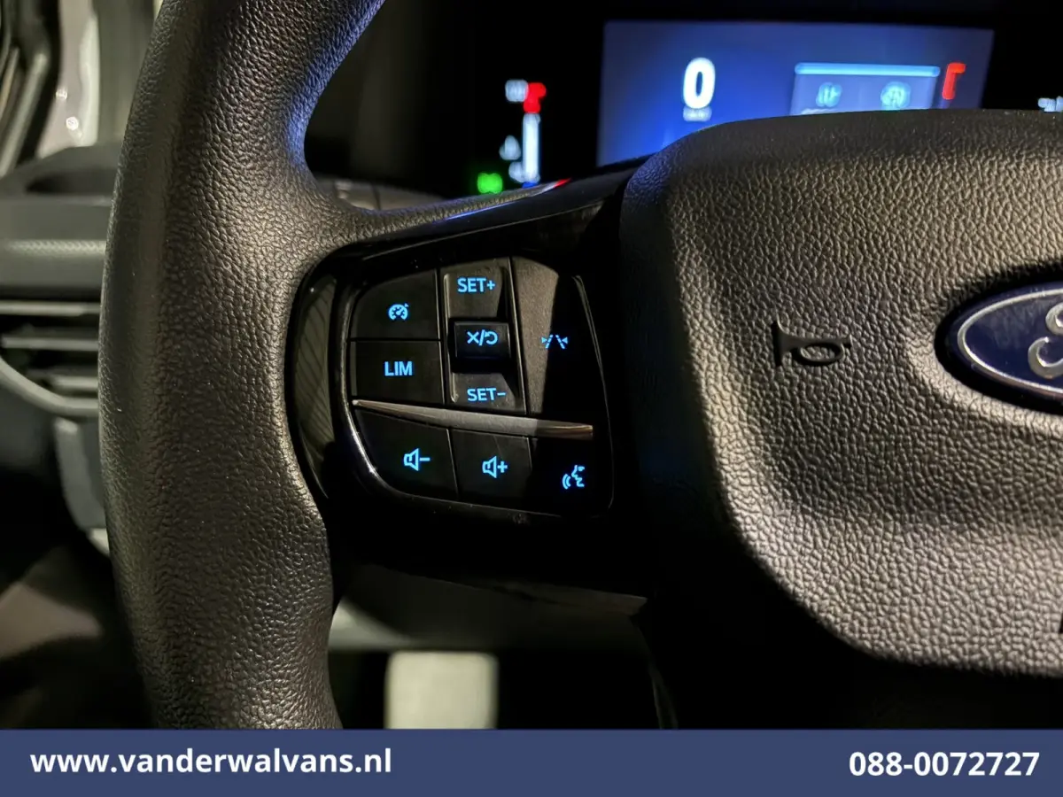 2.0 TDCI L2H1 Euro6 Airco | Camera | LED | Apple Carplay | Cruisecontrol Android Auto, Verwarmde voorruit, Parkeersensoren, Bijrijdersbank