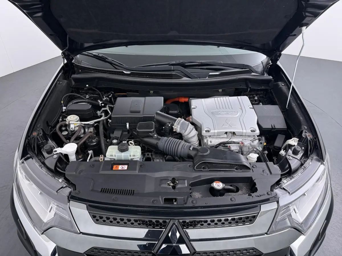 2.4 PHEV Pure | Parkeercamera | Apple Carplay/Android Auto | Stoelverw. |