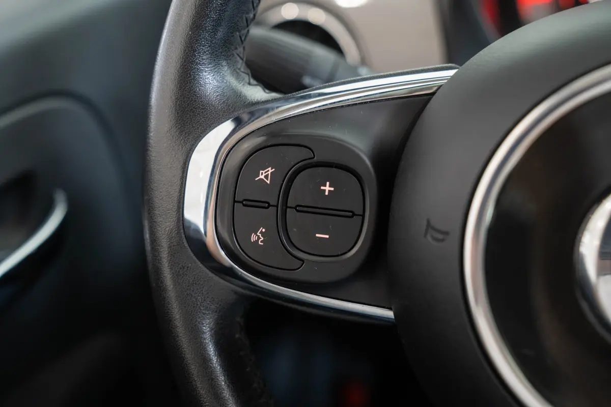 0.9 TwinAir Turbo Lounge | Schuif-Kanteldak | Navigatie | Bluetooth | Lichtmetalen velgen | Bluetooth | Airco |
