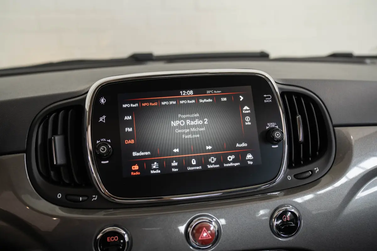 0.9 TwinAir Turbo Lounge | Schuif-Kanteldak | Navigatie | Bluetooth | Lichtmetalen velgen | Bluetooth | Airco |