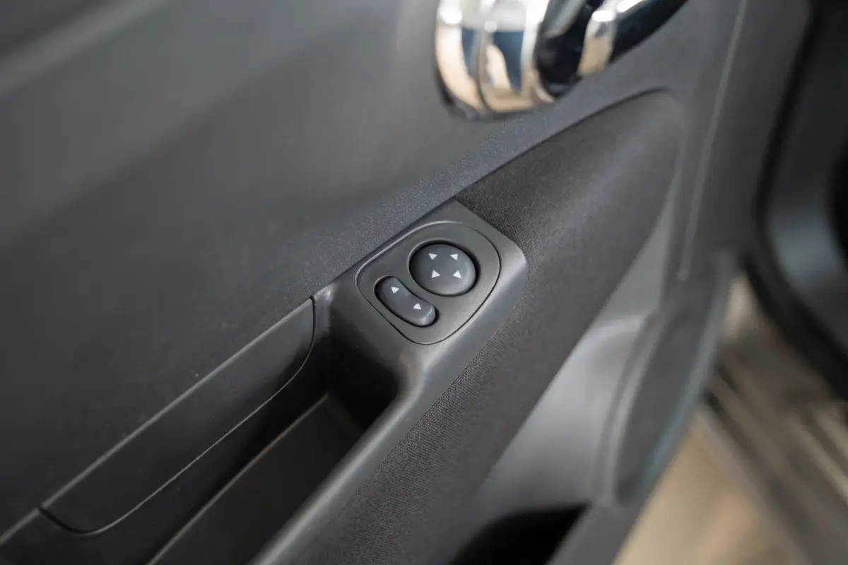 0.9 TwinAir Turbo Lounge | Schuif-Kanteldak | Navigatie | Bluetooth | Lichtmetalen velgen | Bluetooth | Airco |