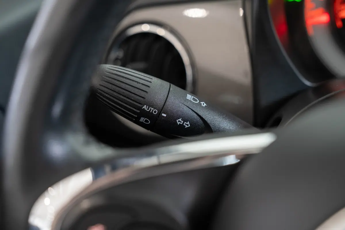 0.9 TwinAir Turbo Lounge | Schuif-Kanteldak | Navigatie | Bluetooth | Lichtmetalen velgen | Bluetooth | Airco |