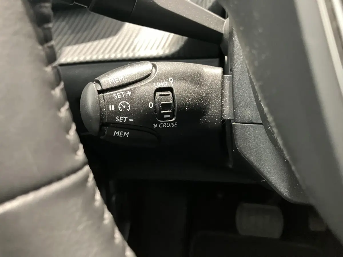 EV Allure 50 kWh l Parkeersensoren l Apple carplay & Android auto l LMV l SOH 91%