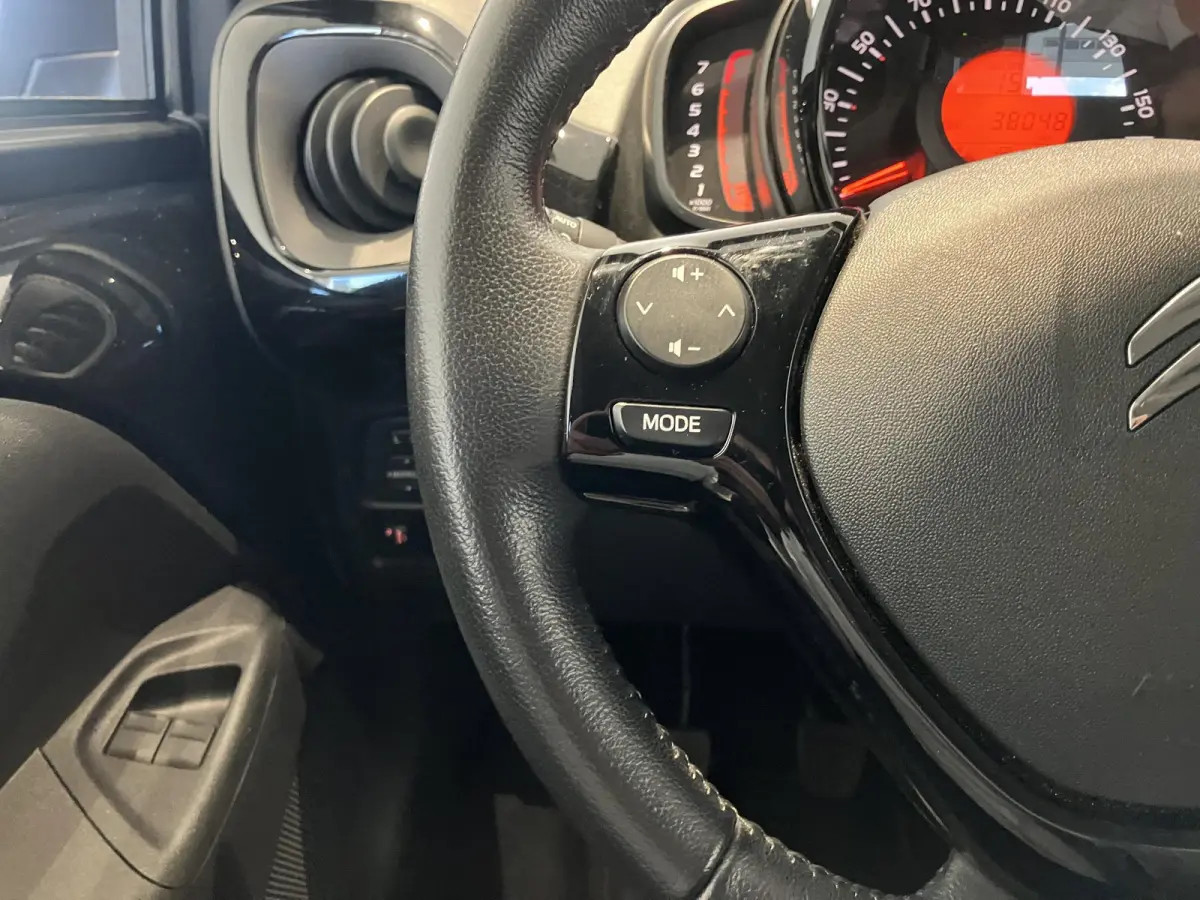 1.0 VTi Airscape Shine l Navi l Apple carplay & Android auto l Camera l Pano l