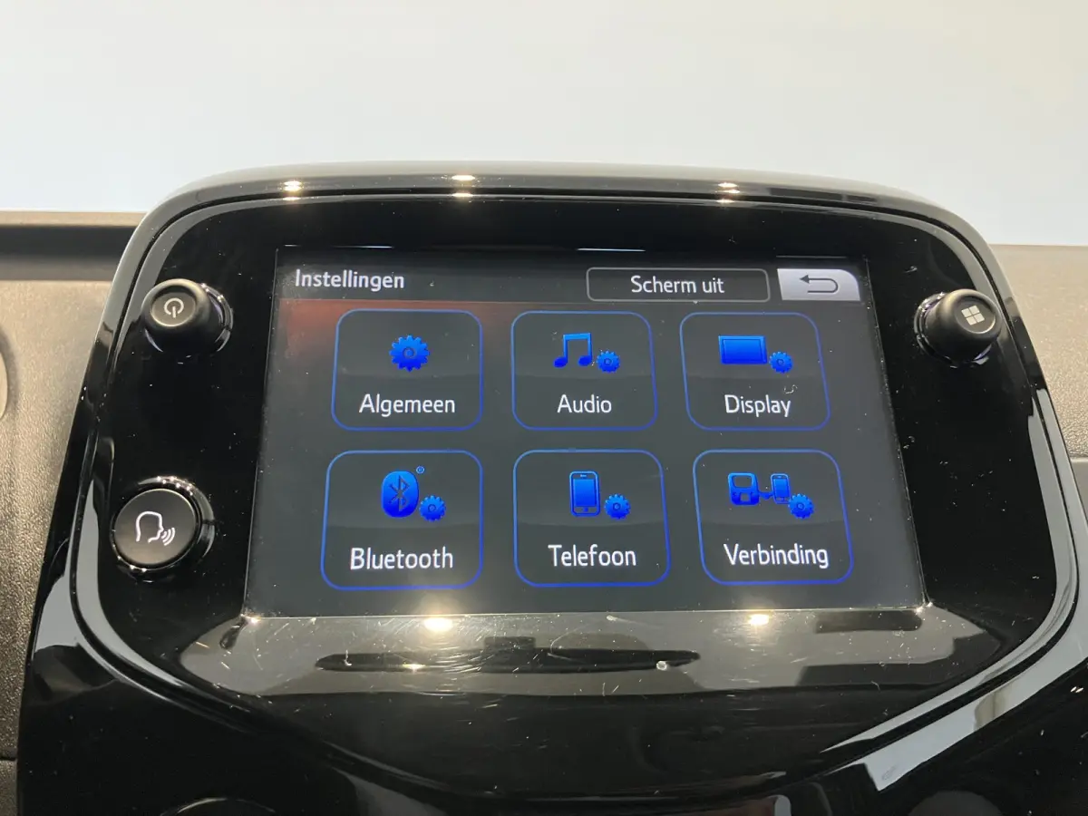 1.0 VTi Airscape Shine l Navi l Apple carplay & Android auto l Camera l Pano l