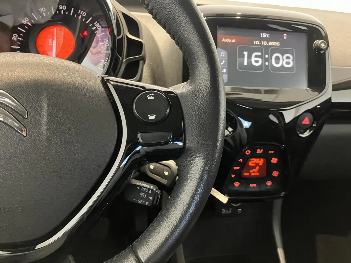 1.0 VTi Airscape Shine l Navi l Apple carplay & Android auto l Camera l Pano l