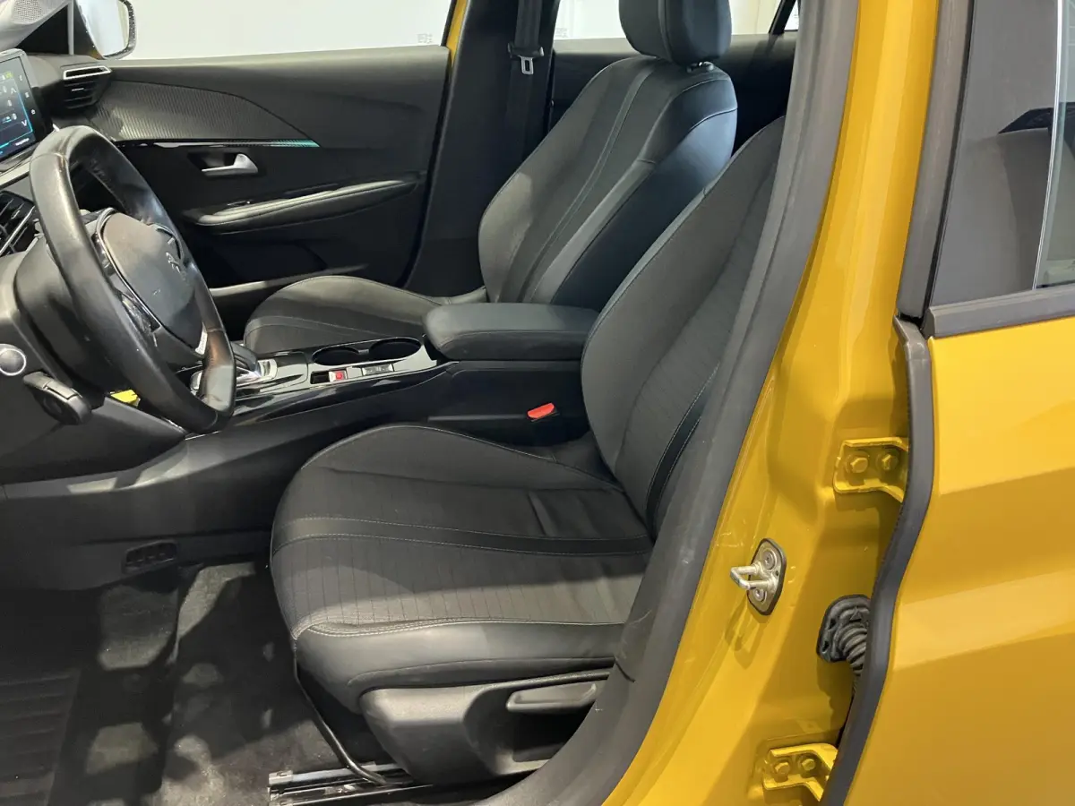EV Allure 50 kWh l Camera l Apple carplay & Android auto l Keyless l SOH 94.3%