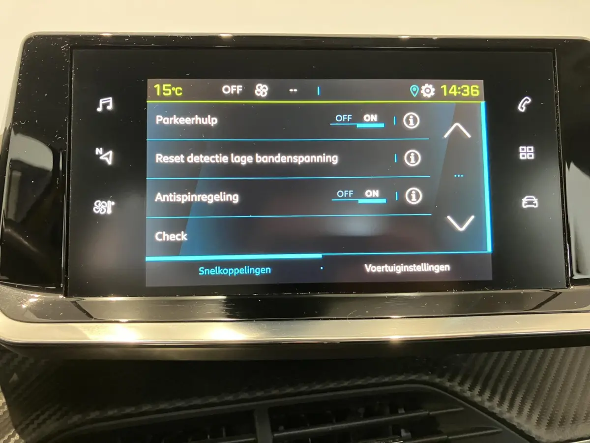 EV Allure 50 kWh l Camera l Apple carplay & Android auto l Keyless l SOH 94.3%