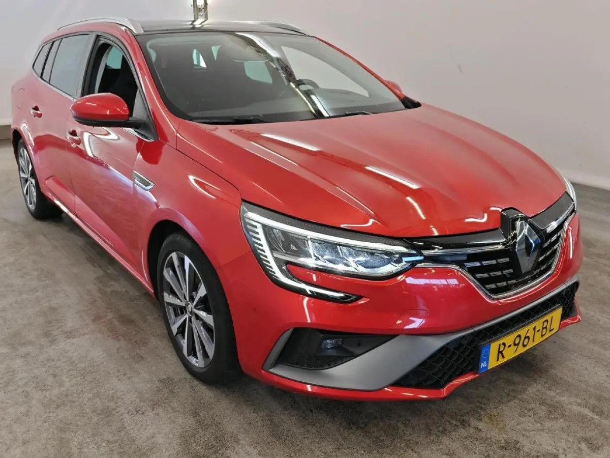 Estate 1.6 PHEV 160 R.S. Line 1e Eigenaar | Volledig Onderh | Pano | BTW | NL-Auto | Camera | 2 Kabels | Sfeer | Navi | Led | DAB | PDC