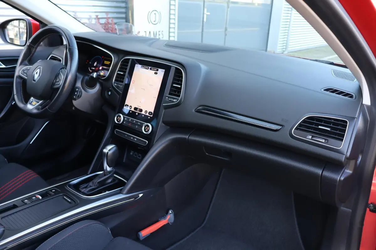 Estate 1.6 PHEV 160 R.S. Line 1e Eigenaar | Dealer Onderh | Pano | Sfeer | HUD | BTW | NL-Auto | Camera | 2 Kabels | Carplay | Navi | Led | DAB | Keyless | PDC