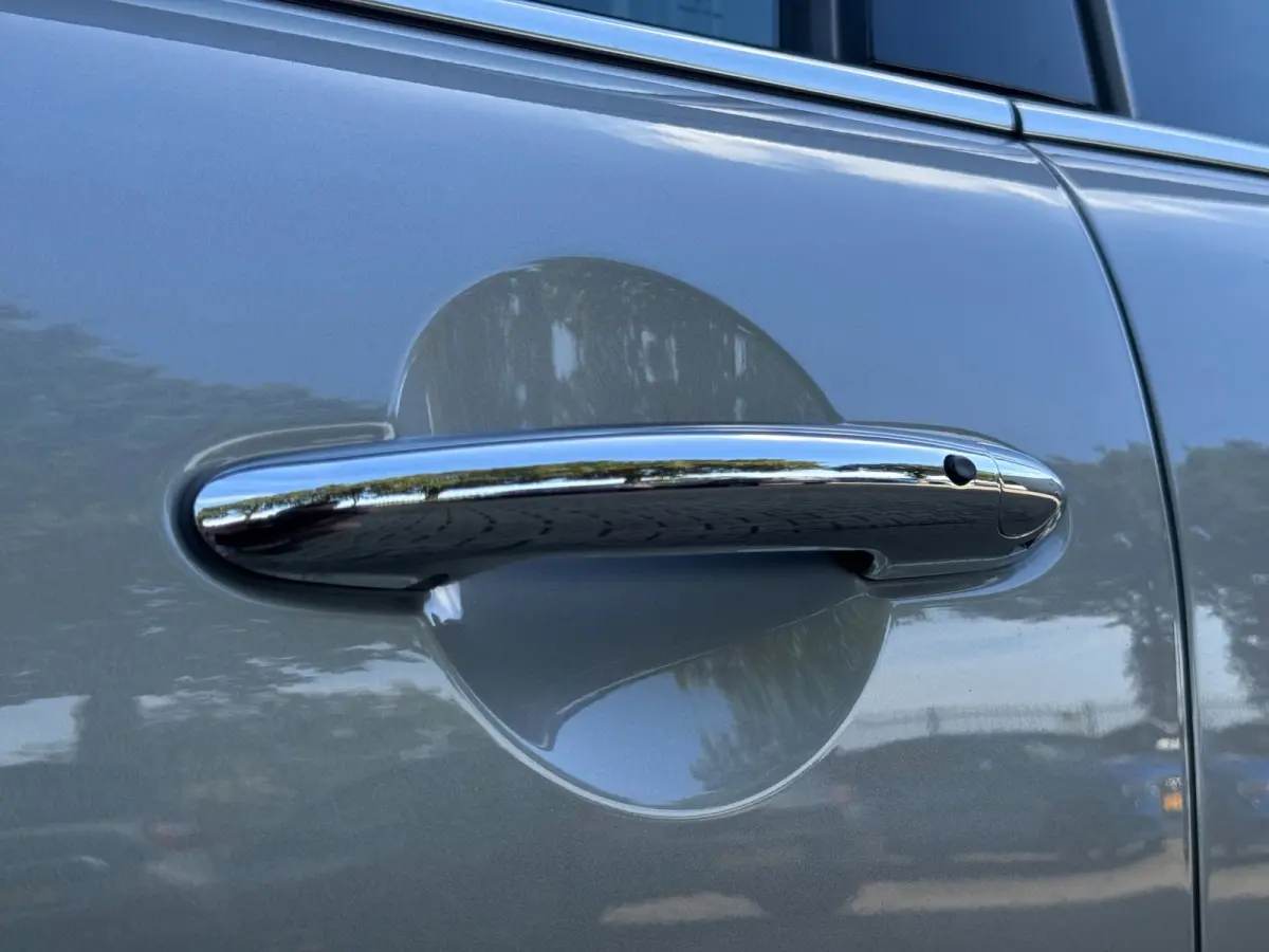 2.0 Cooper S Classic / LAGE KM-STAND ! / CAMERA / KEYLESS / CARPLAY / CLIMATE / SFEER / STOEL+STUUR VERW. / DAB+ !