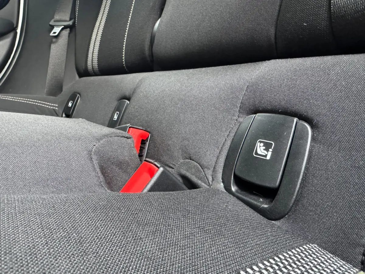 2.0 Cooper S Classic / LAGE KM-STAND ! / CAMERA / KEYLESS / CARPLAY / CLIMATE / SFEER / STOEL+STUUR VERW. / DAB+ !