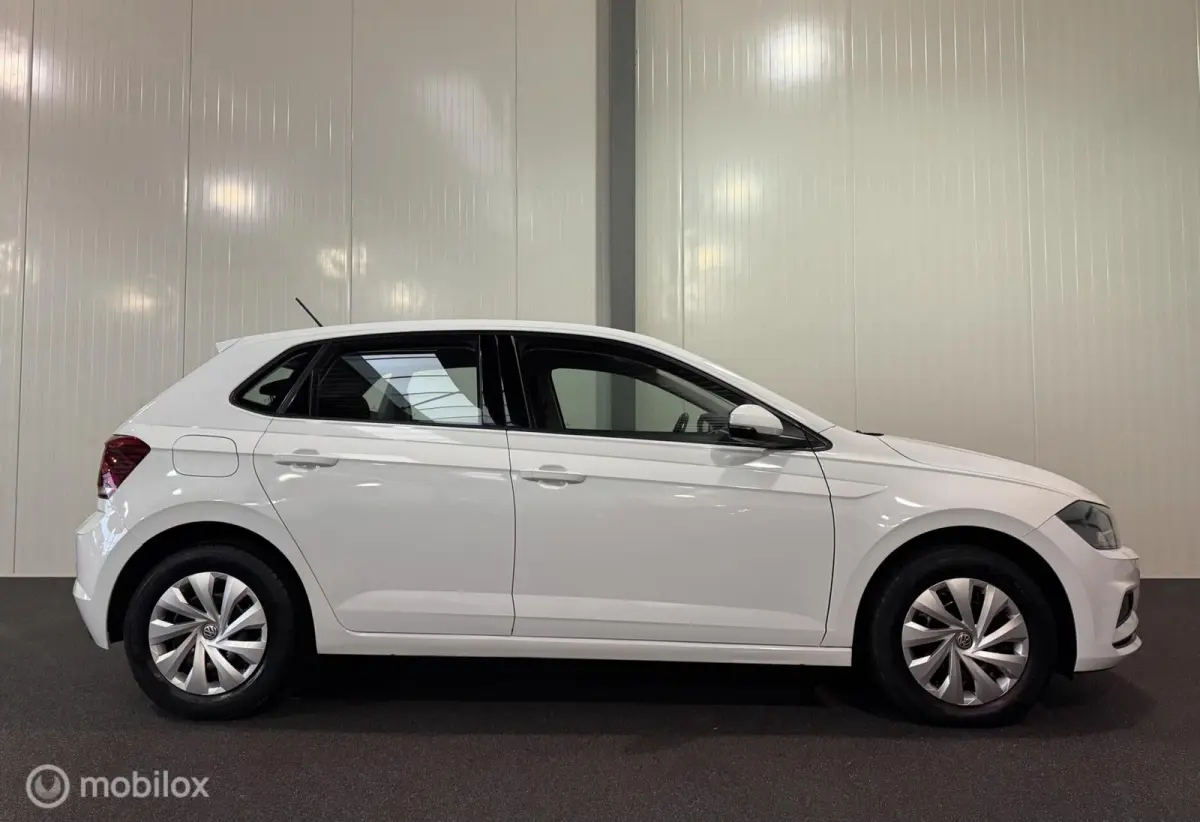 1.0 TSI Comfortline [ NAP Carplay cruise LED ]