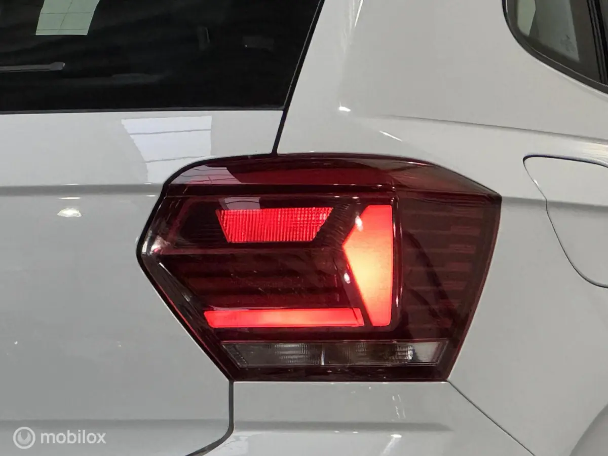 1.0 TSI Comfortline [ NAP Carplay cruise LED ]