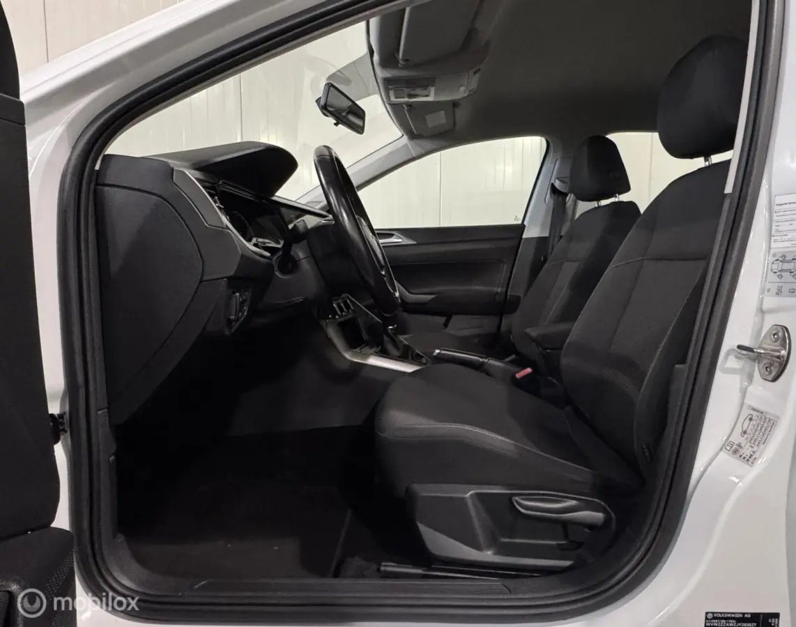 1.0 TSI Comfortline [ NAP Carplay cruise LED ]