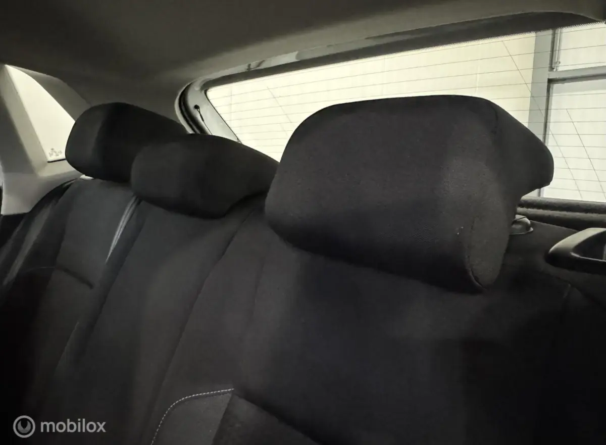 1.0 TSI Comfortline [ NAP Carplay cruise LED ]