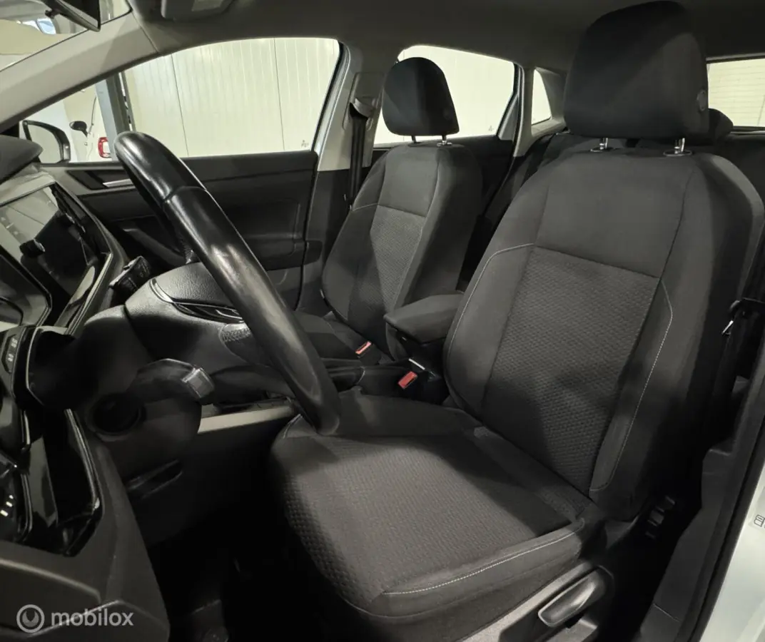 1.0 TSI Comfortline [ NAP Carplay cruise LED ]