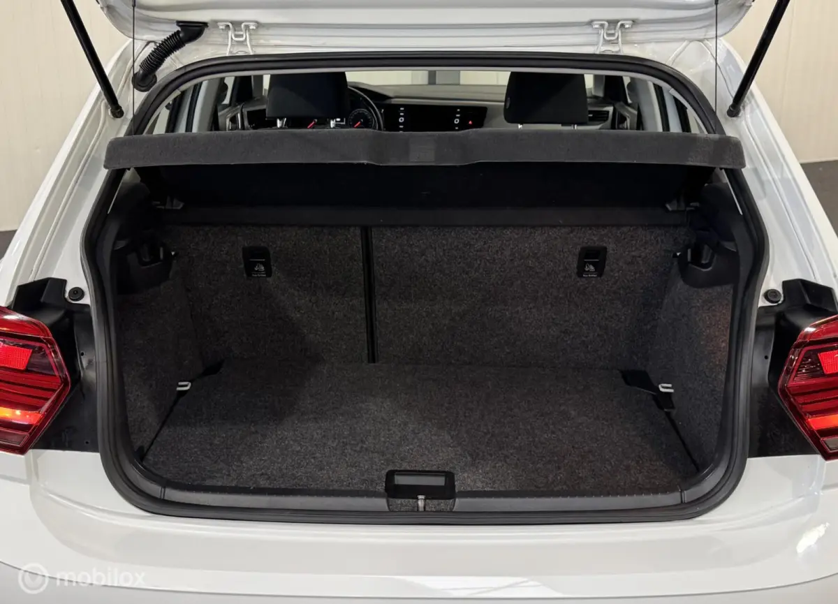 1.0 TSI Comfortline [ NAP Carplay cruise LED ]