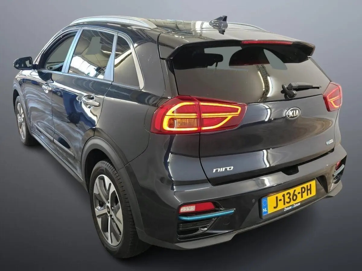 ExecutiveLine 64 kWh SOH 99% I XENON I LEER I SNELLADEN I 3-FASE I ORG.NL + NAP