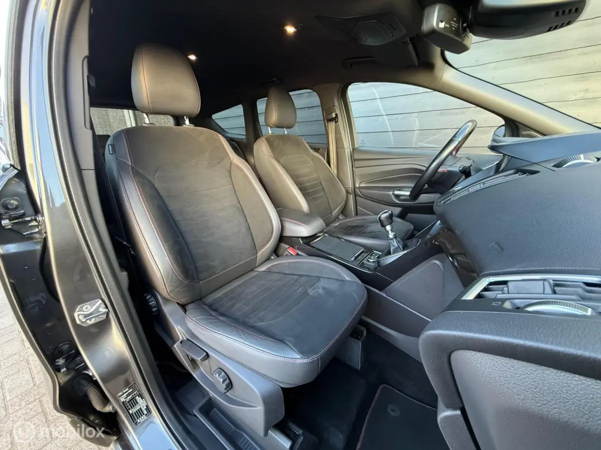 1.5 EcoBoost ST Line Trekhaak/Xenon/Winterpack/Clima