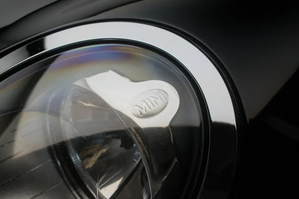 1.2 One Business [ Stoelverwarming Cruise Control Bluetooth Parkeersensoren Airco ]