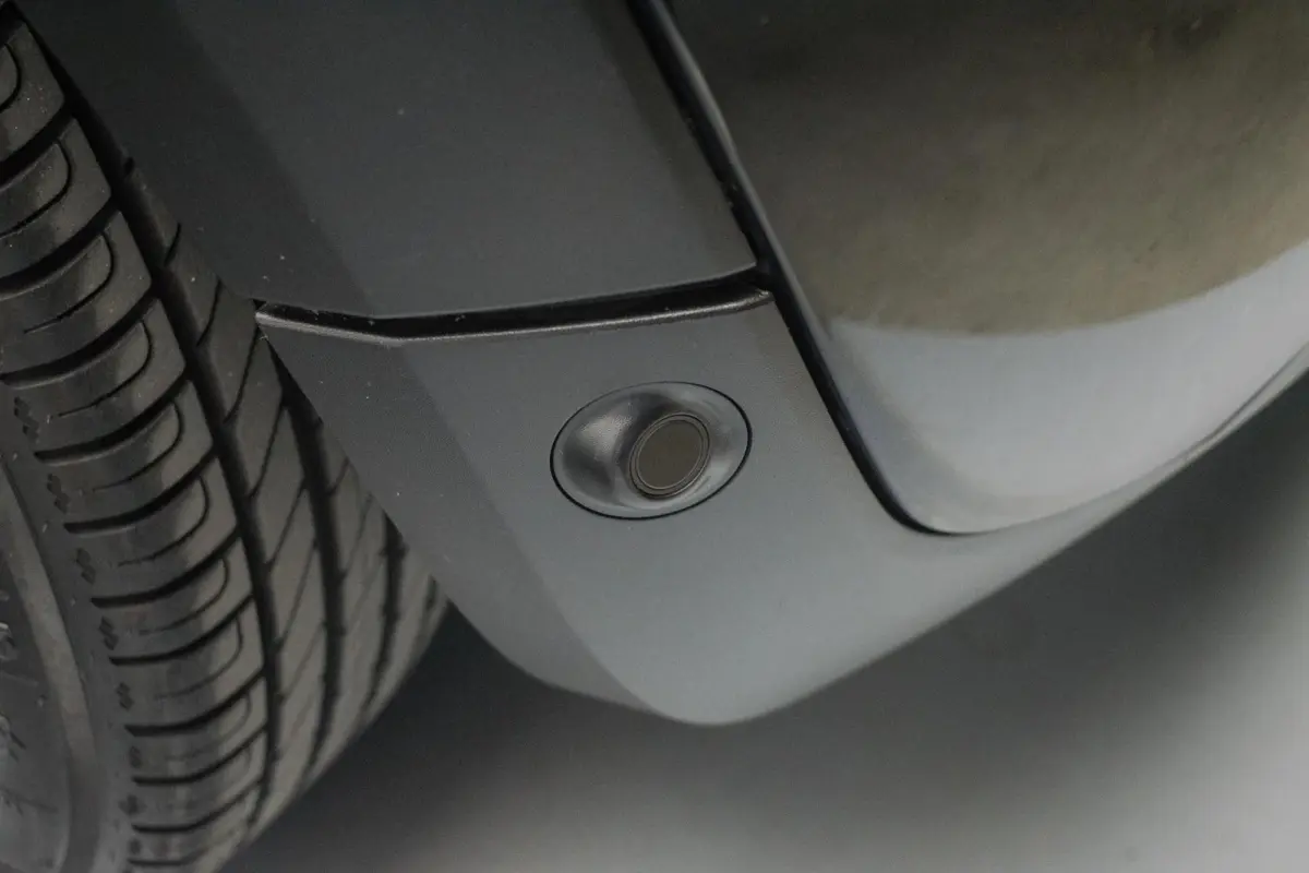 1.2 One Business [ Stoelverwarming Cruise Control Bluetooth Parkeersensoren Airco ]