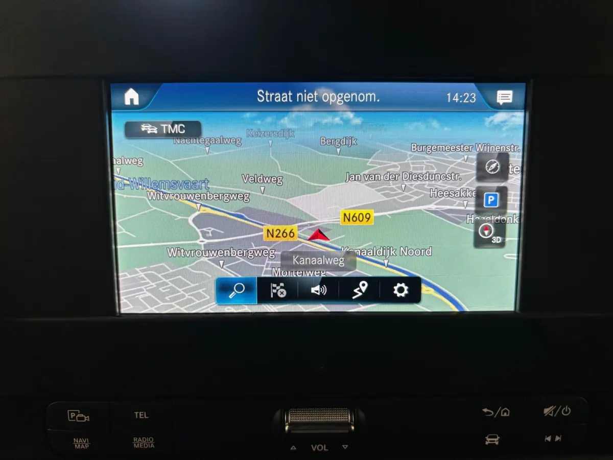 315 1.9 CDI L2H2 RWD Automaat 9-G tronic Airco Navigatie Camera Cruise control 3Zits Electra pakket DAB