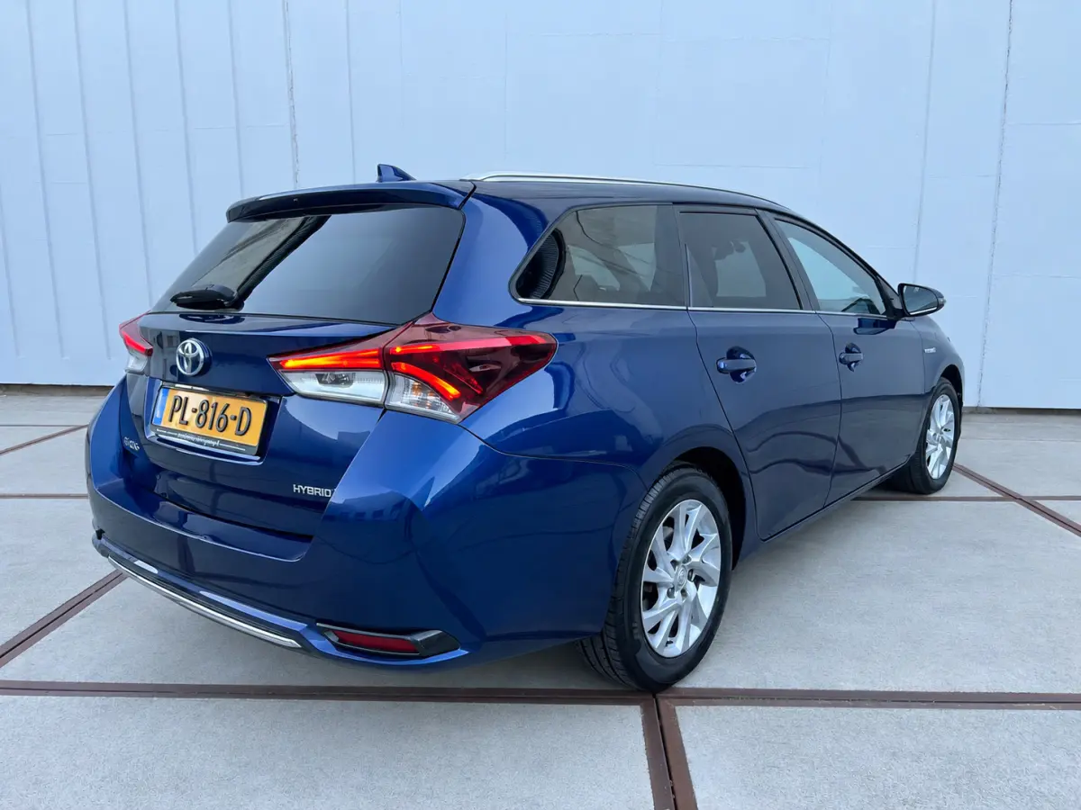 1.8 Hybrid Dynamic Clima | full map navi | lm velgen | sensoren | camera | cruise control | NAP