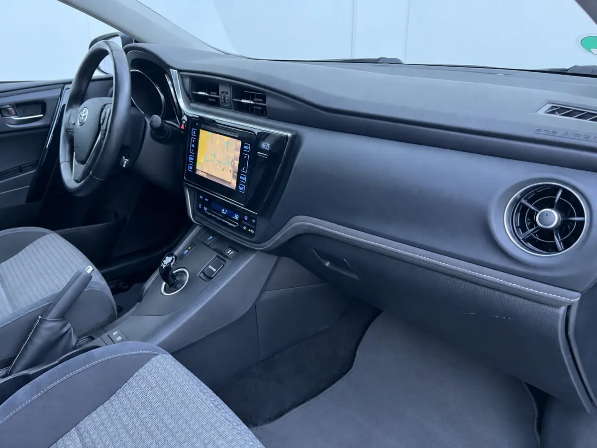 1.8 Hybrid Dynamic Clima | full map navi | lm velgen | sensoren | camera | cruise control | NAP