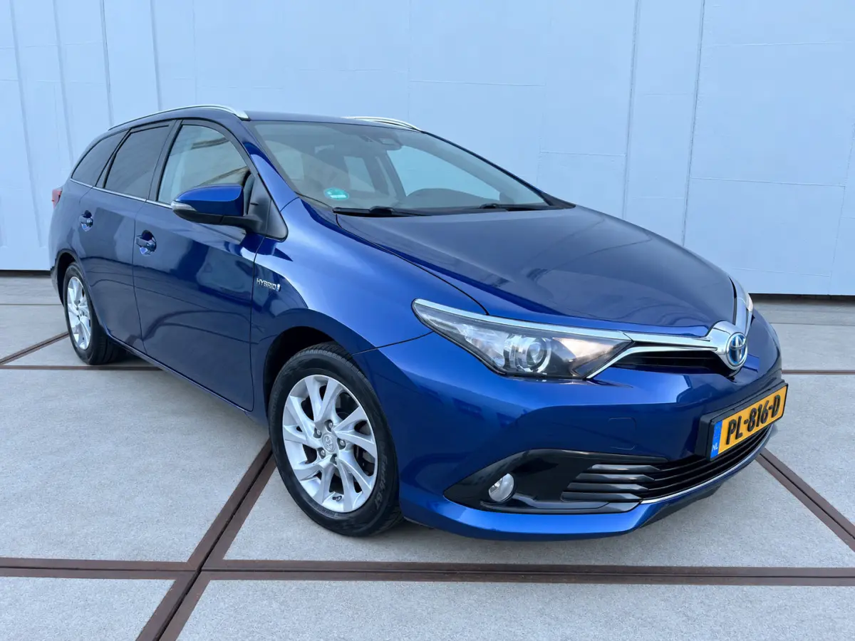 1.8 Hybrid Dynamic Clima | full map navi | lm velgen | sensoren | camera | cruise control | NAP