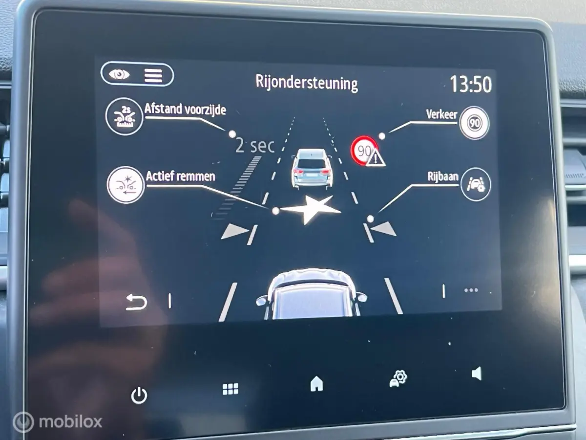 1.0| Airco| Cruise| Trekhaak| Carplay | 1EIG