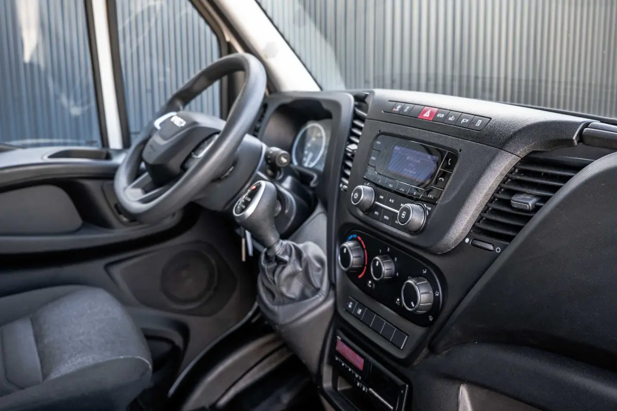 3.0L 40C18 | N1 | L4H2 | Cruise | Volledig Ingericht | Airco | Trekhaak | Imperiaal