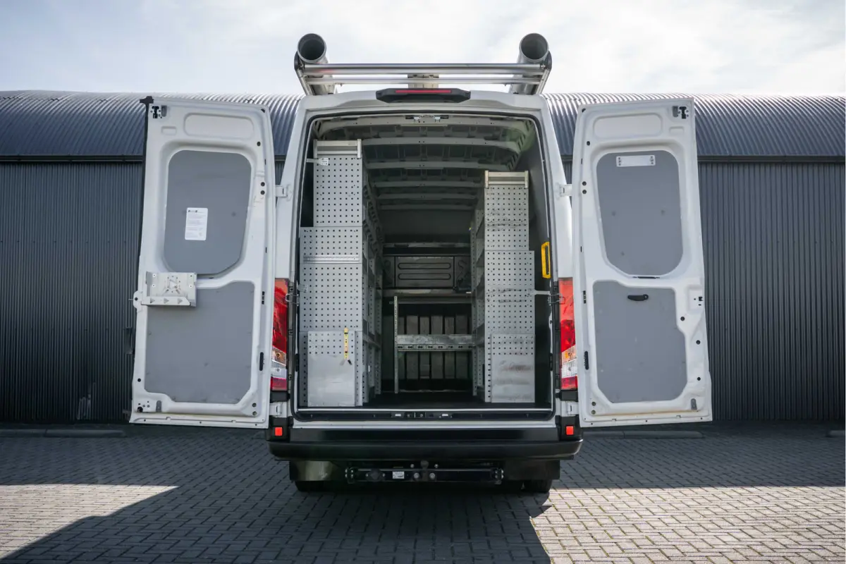 3.0L 40C18 | N1 | L4H2 | Cruise | Volledig Ingericht | Airco | Trekhaak | Imperiaal