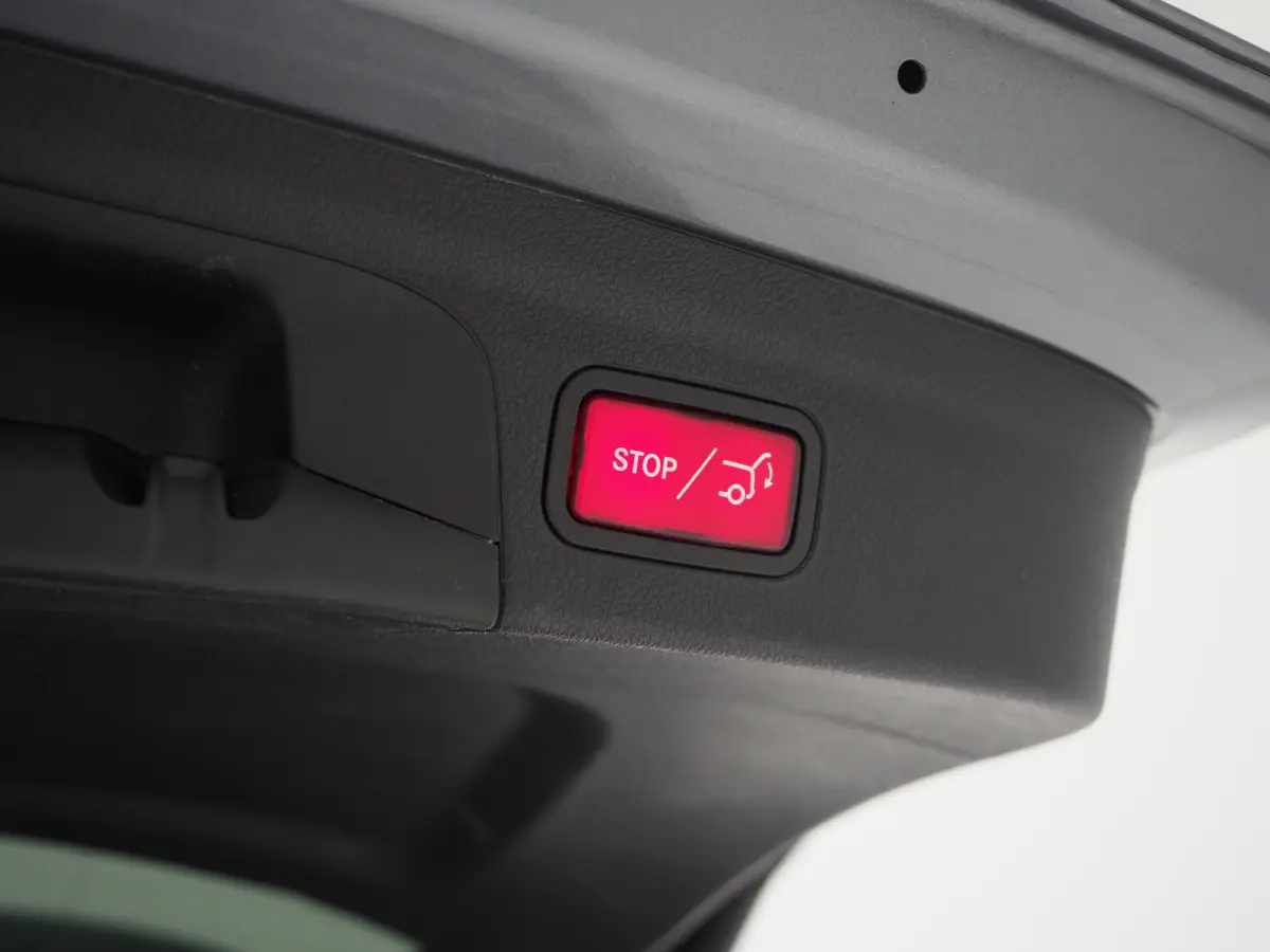 350 e 4MATIC | Leder | Sfeerlicht | Camera | Stoelverwarming | Dodehoek | Cruise | LED