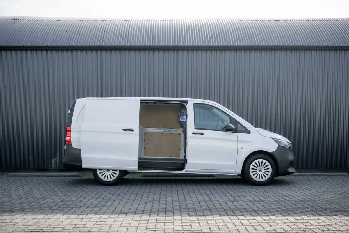 116 CDI | Facelift | 3-Zits | Camera | Cruise | PDC | Stoelverw. | Airco
