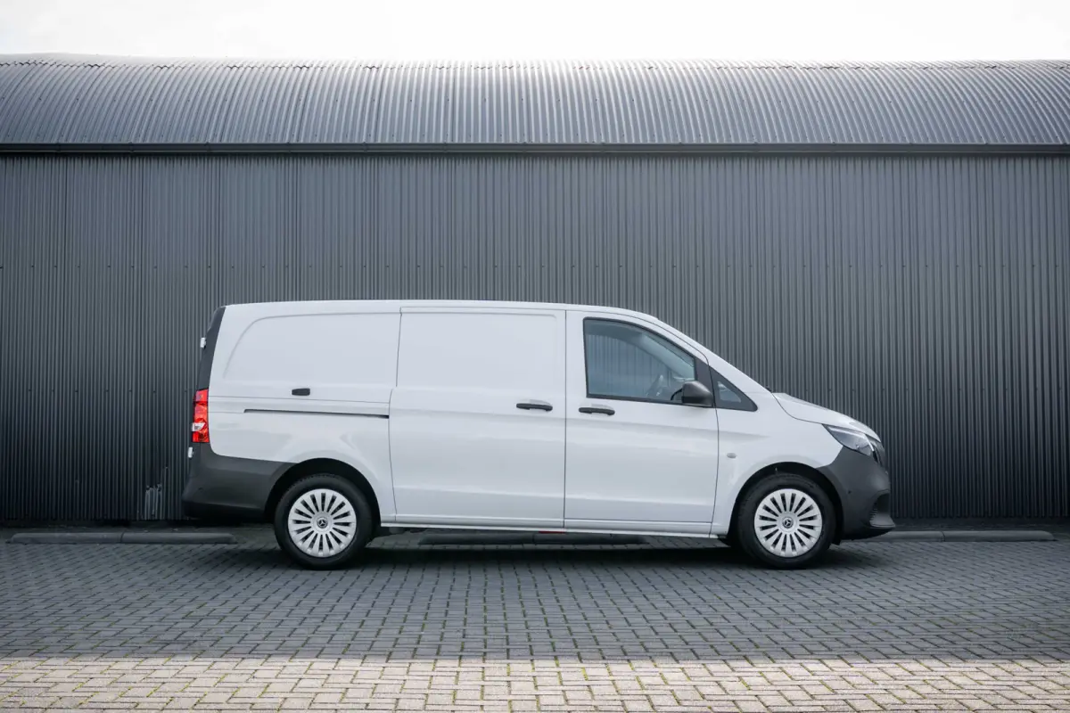 116 CDI | Facelift | 3-Zits | Camera | Cruise | PDC | Stoelverw. | Airco