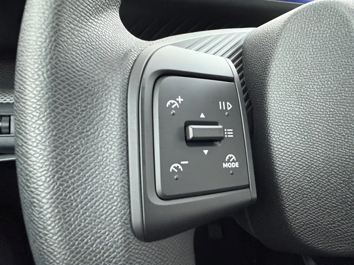 Tonic 113pk Comfort Range 44 kWh €3455,- korting ! | Carplay | Head-up display | Parkeersensor achter | Cruise Control