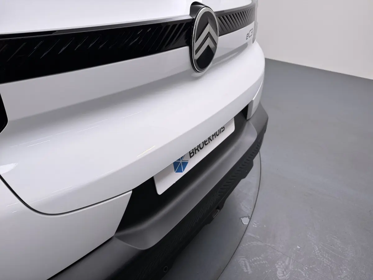 Tonic 113pk Comfort Range 44 kWh €3455,- korting ! | Carplay | Head-up display | Parkeersensor achter | Cruise Control