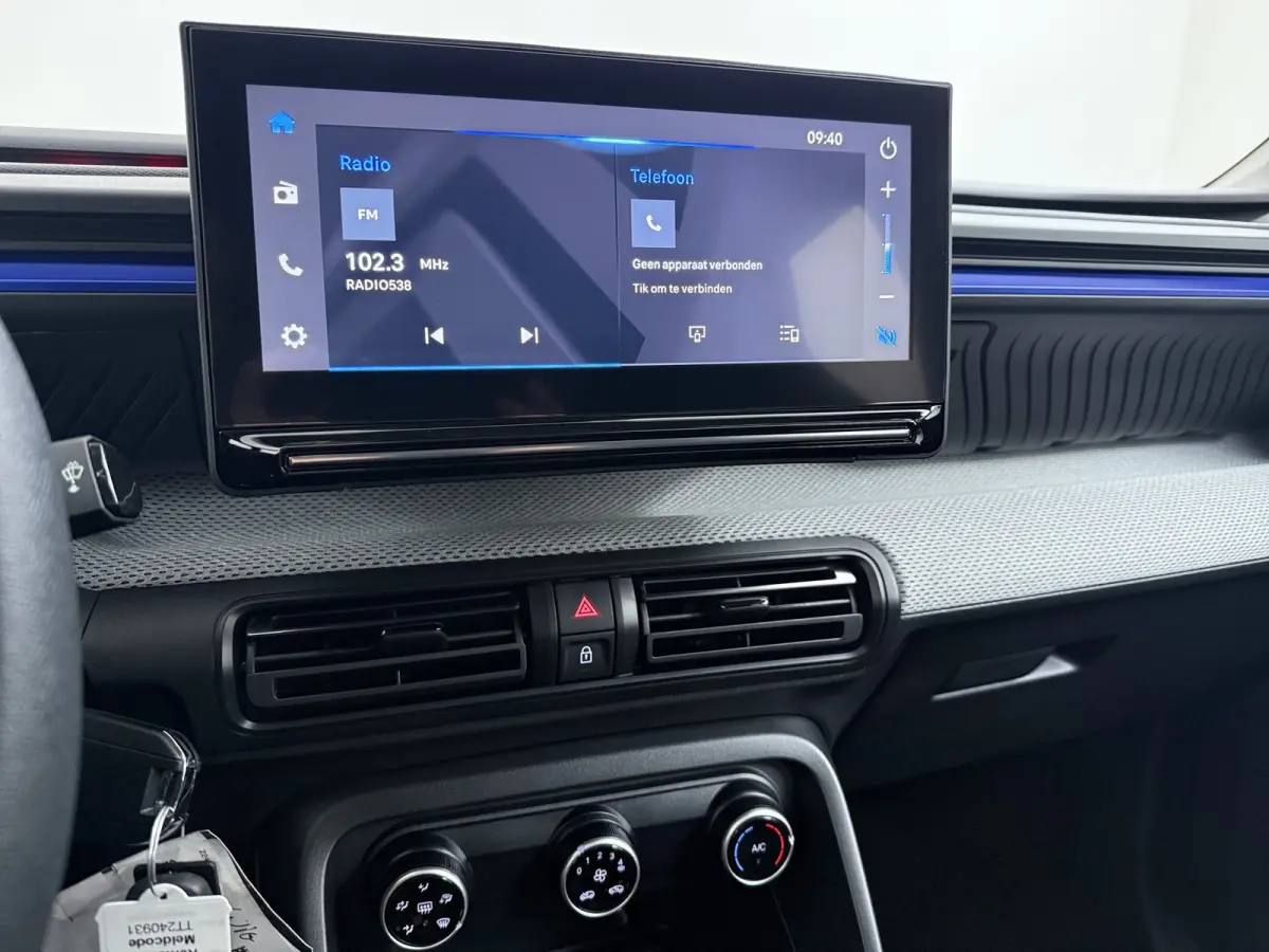 Tonic 113pk Comfort Range 44 kWh €3455,- korting ! | Carplay | Head-up display | Parkeersensor achter | Cruise Control