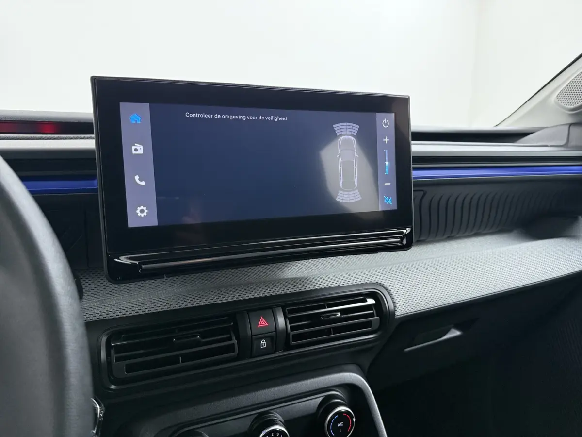 Tonic 113pk Comfort Range 44 kWh €3455,- korting ! | Carplay | Head-up display | Parkeersensor achter | Cruise Control