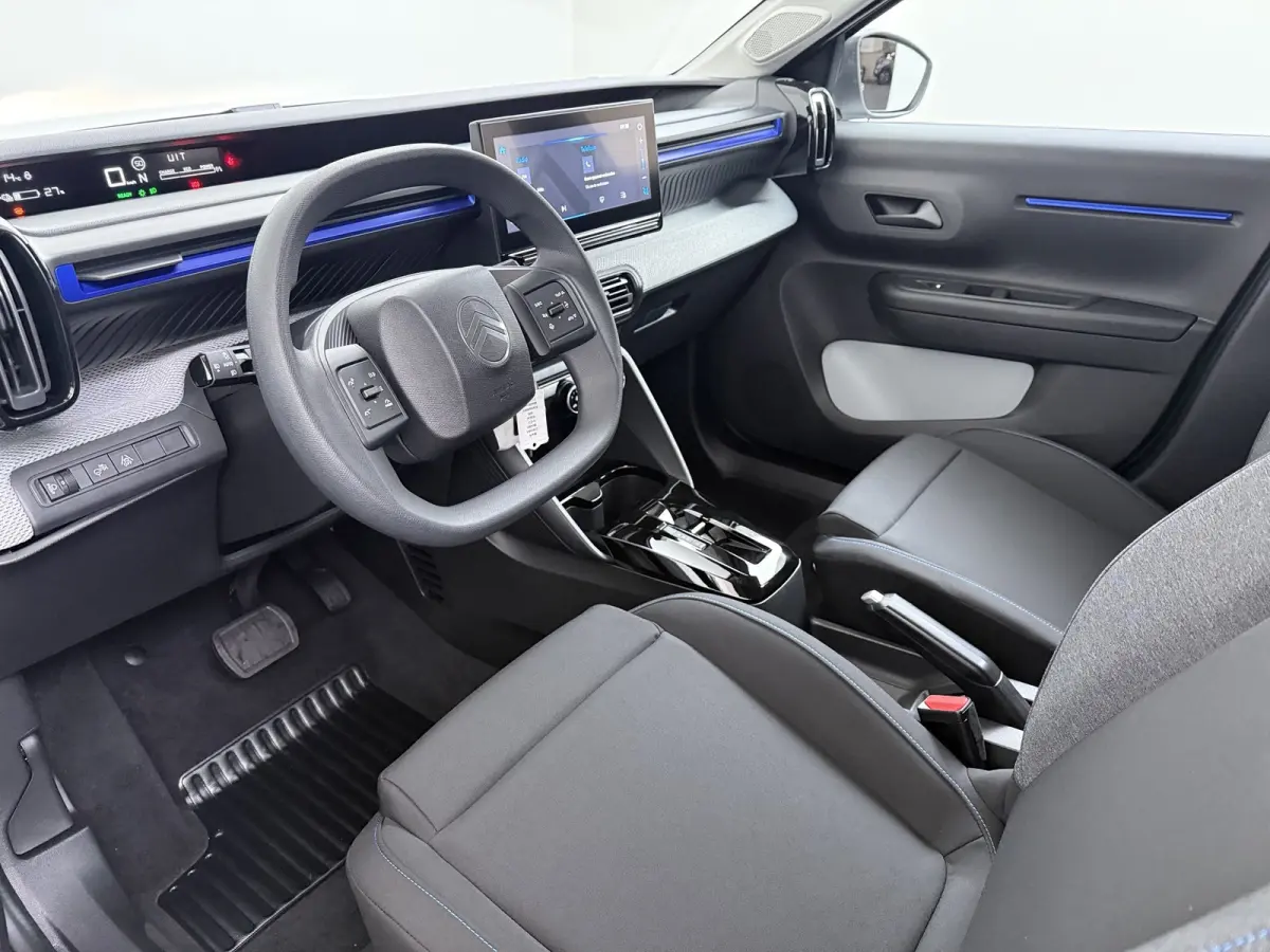 Tonic 113pk Comfort Range 44 kWh €3455,- korting ! | Carplay | Head-up display | Parkeersensor achter | Cruise Control