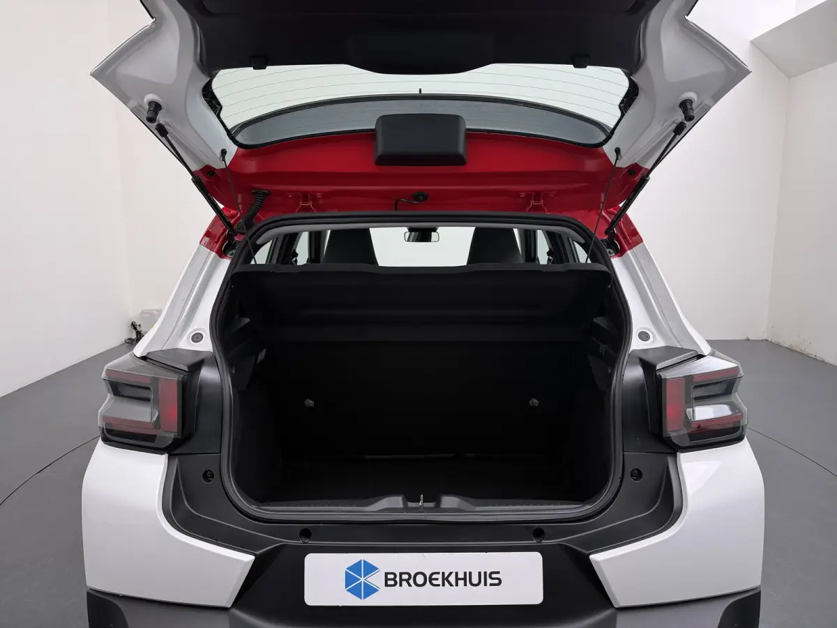 Tonic 113pk Comfort Range 44 kWh €3455,- korting ! | Carplay | Head-up display | Parkeersensor achter | Cruise Control
